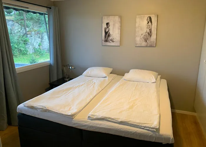 Velkommen Til En Koselig Pa Sorlandet!